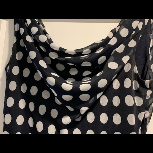 💜💲 SALE 💲💜 Beautiful polka dot dress. Size 8 - Picture 5 of 10